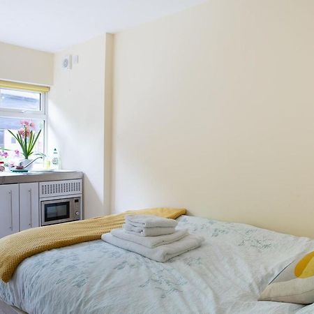 New Snug Doubleensuite In Central Forest Row Luaran gambar