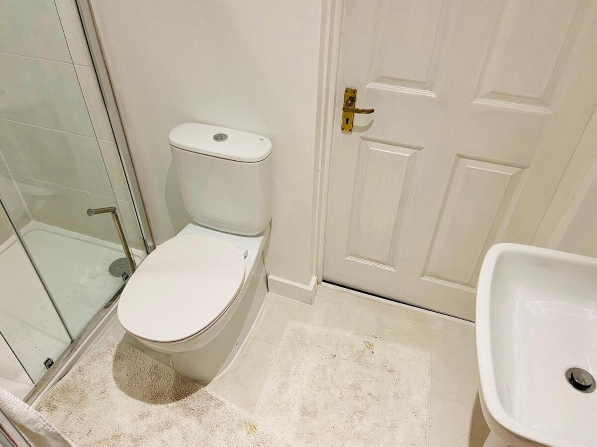 New Snug Doubleensuite In Central Forest Row Luaran gambar