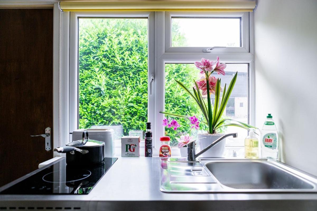 New Snug Doubleensuite In Central Forest Row Luaran gambar