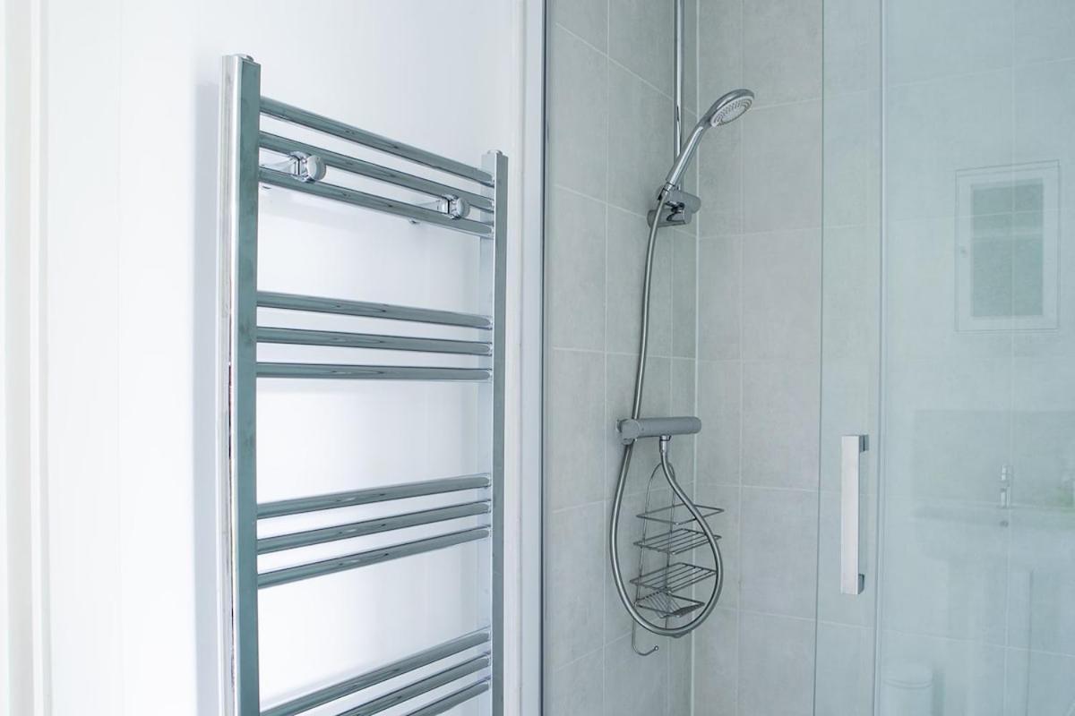 New Snug Doubleensuite In Central Forest Row Luaran gambar